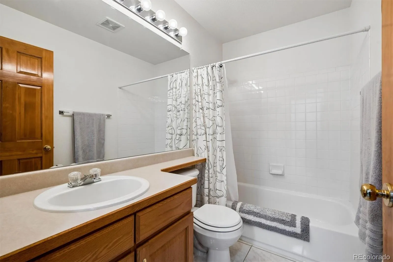 17032 E Aberdeen Drive Aurora CO 80016 MLS #REC6502313 05152026202215 1600 21