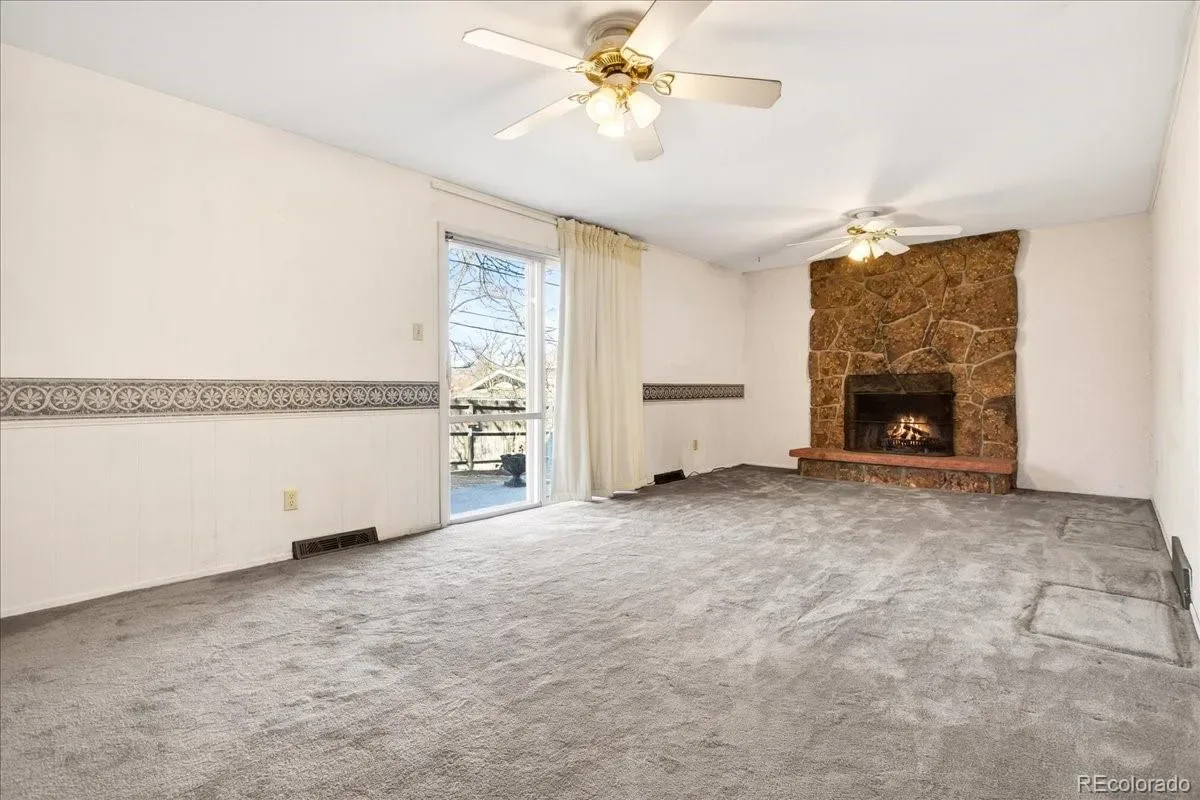 03112026233238 1200 12