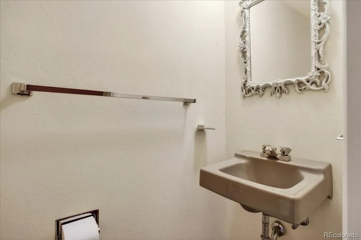 03112026233238 1200 15