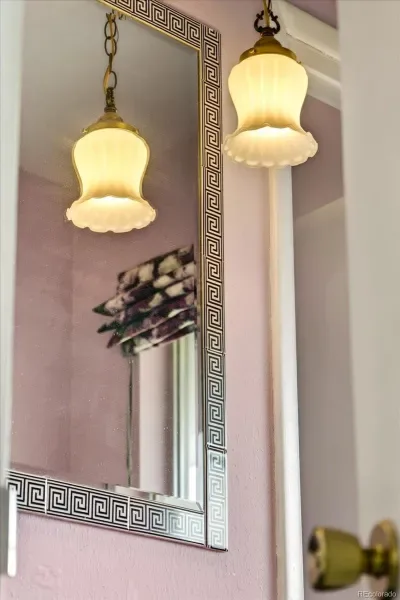 03112026233238 800 20