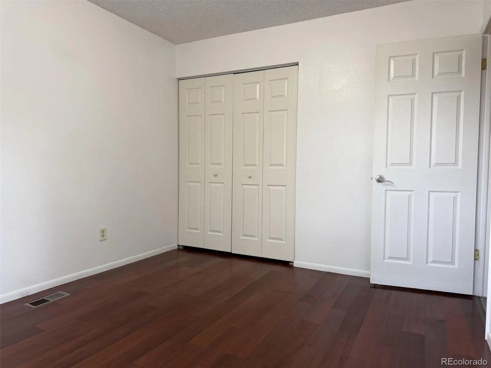 12076 E Montana Place Aurora CO 80012 MLS #REC6503273 05152026211457 1600 14