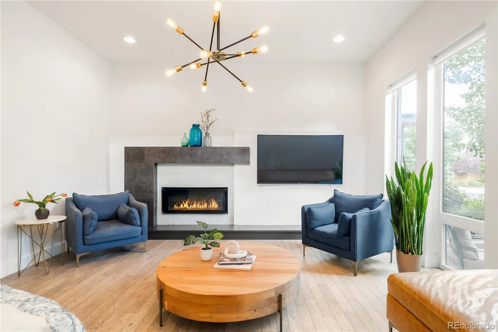 8233 Beekman Place Denver CO 80238 | MLS #REC6503658 08052026052158 1600 5