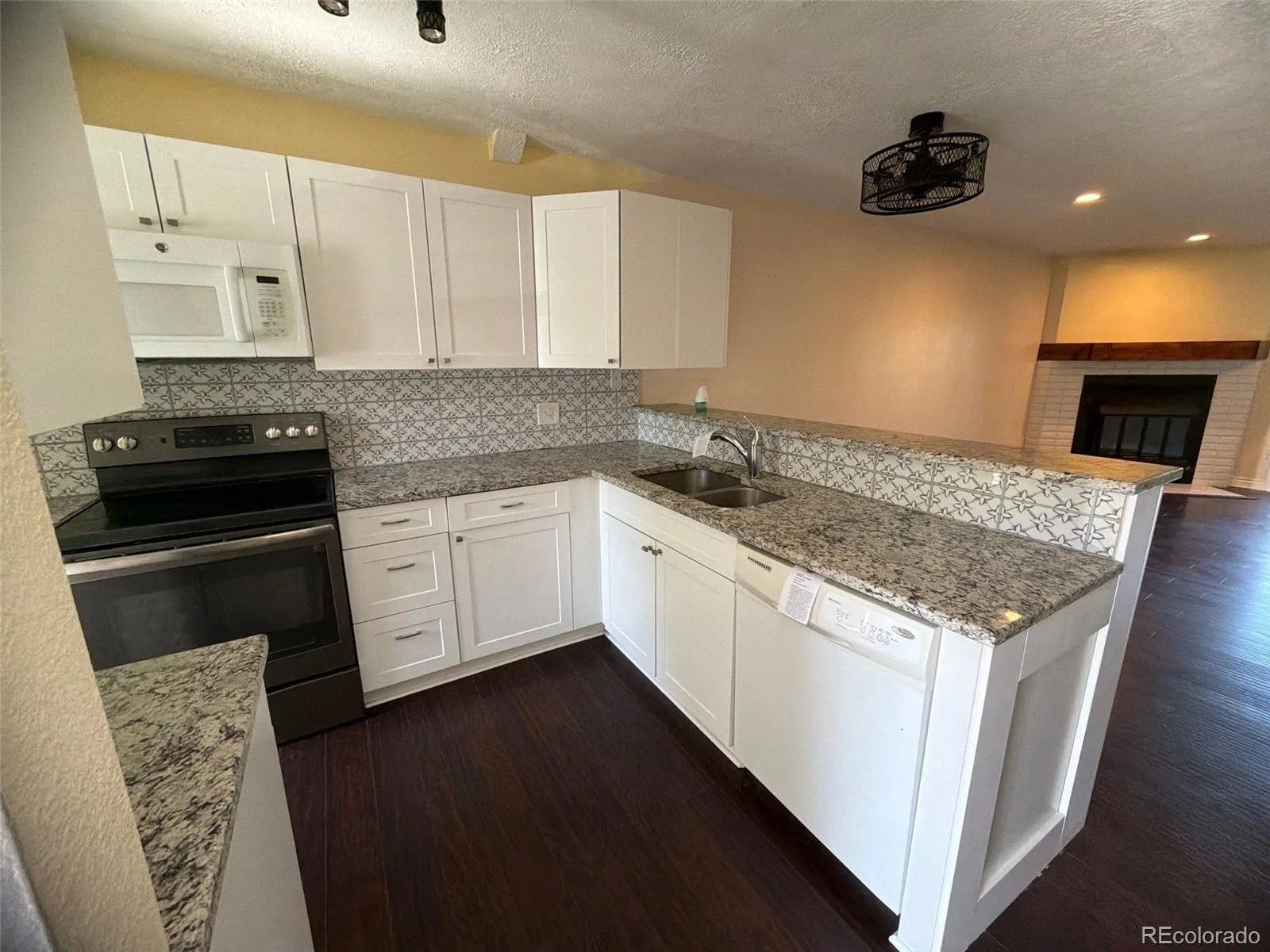 1663 S Blackhawk Way #A Aurora CO 80012 | MLS #REC6507823 08252026164025 1600 10