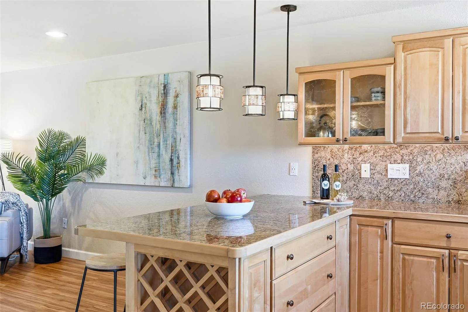 6846 Surrey Trail Littleton CO 80125 | MLS #REC6508670 07142026194709 1600 19