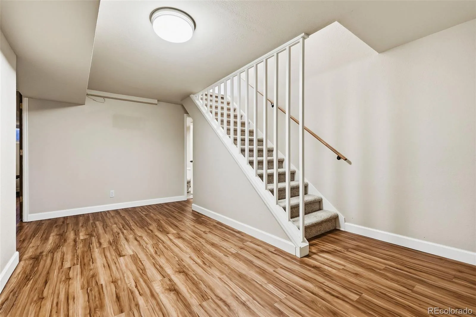 6846 Surrey Trail Littleton CO 80125 | MLS #REC6508670 07142026194709 1600 34