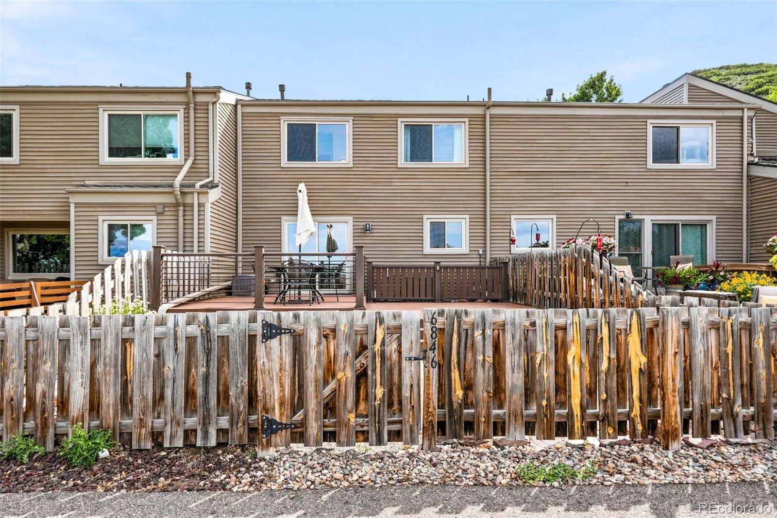 6846 Surrey Trail Littleton CO 80125 | MLS #REC6508670 07142026194709 1600 47