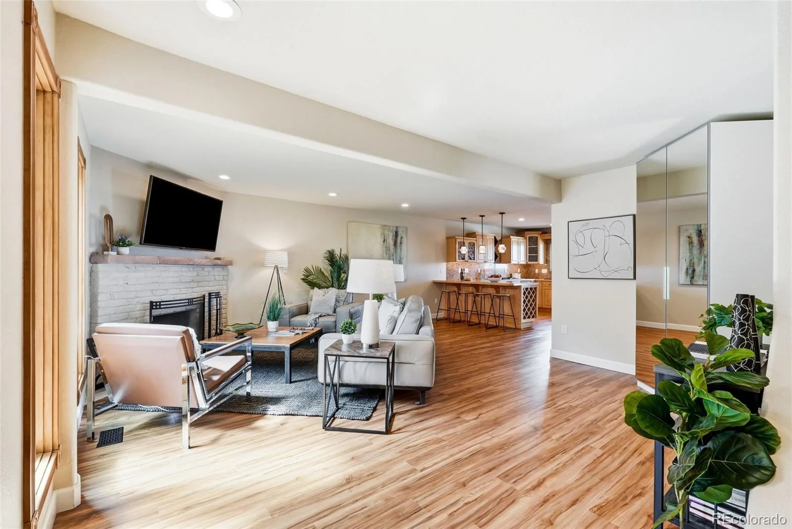 6846 Surrey Trail Littleton CO 80125 | MLS #REC6508670 07142026194709 1600 8