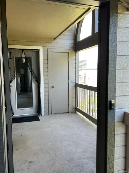 9283 E Arbor Circle #F Englewood CO 80111 MLS #REC6511148 06132026192453 800 20