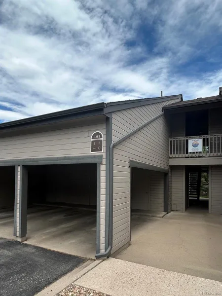 9283 E Arbor Circle #F Englewood CO 80111 MLS #REC6511148 06132026192453 800 23