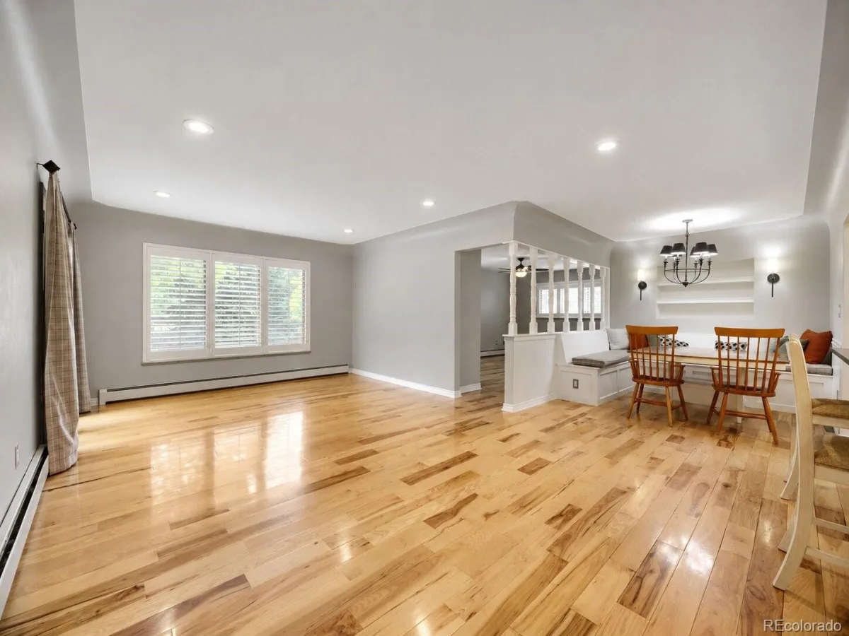6305 S Valleyview Street Littleton CO 80120 MLS #REC6511641 07082026222500 1200 2