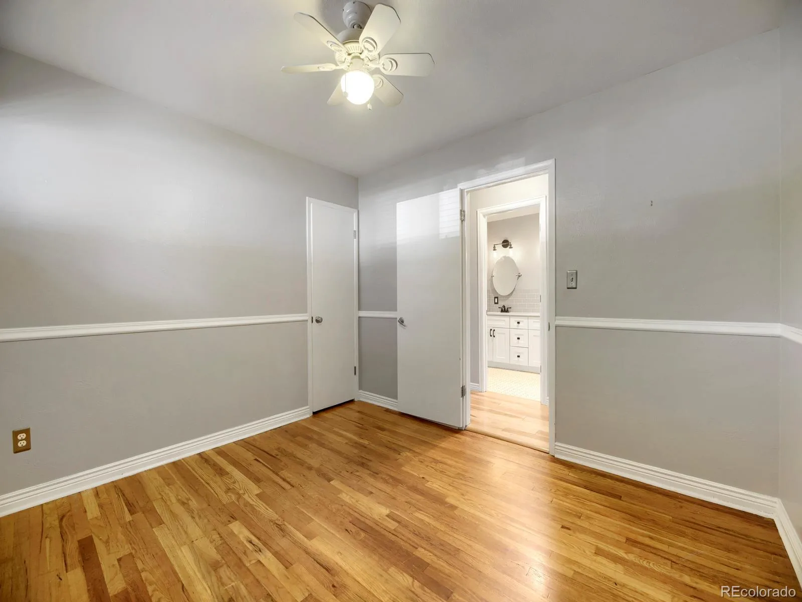 6305 S Valleyview Street Littleton CO 80120 MLS #REC6511641 07082026222500 1600 22