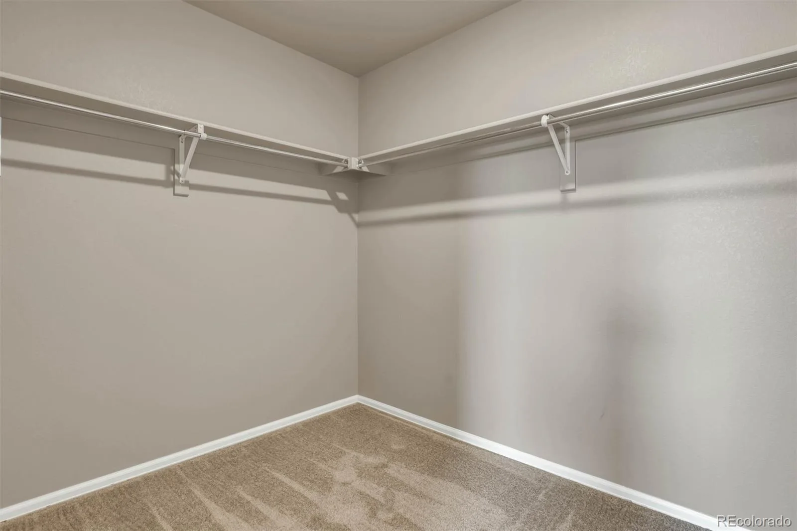 22426 E Layton Circle Aurora CO 80015 | MLS #REC6511993 07312026175449 1600 18