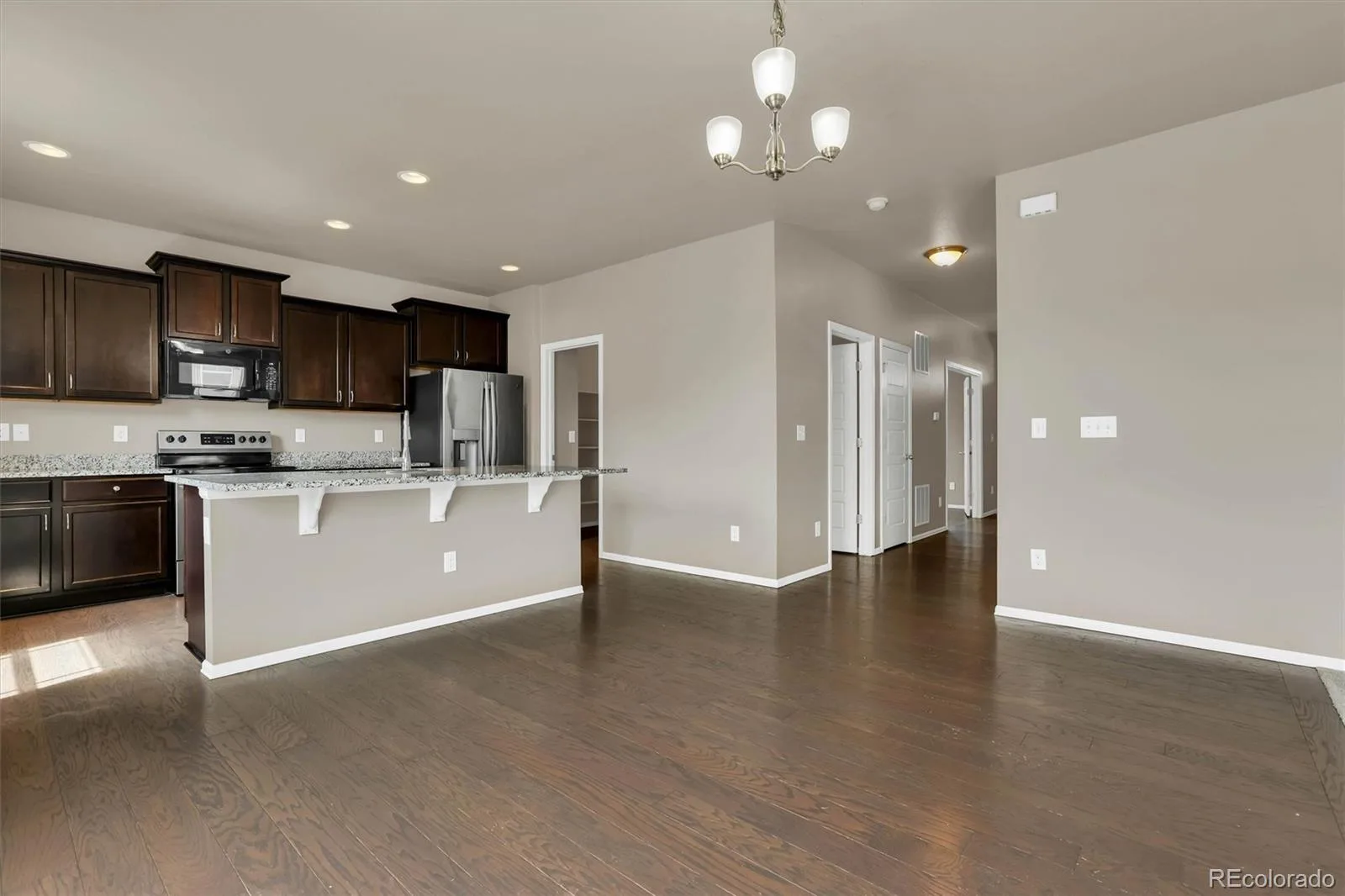 22426 E Layton Circle Aurora CO 80015 | MLS #REC6511993 07312026175449 1600 3