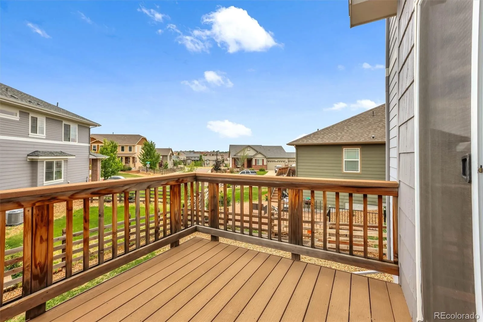 22426 E Layton Circle Aurora CO 80015 | MLS #REC6511993 07312026175449 1600 34