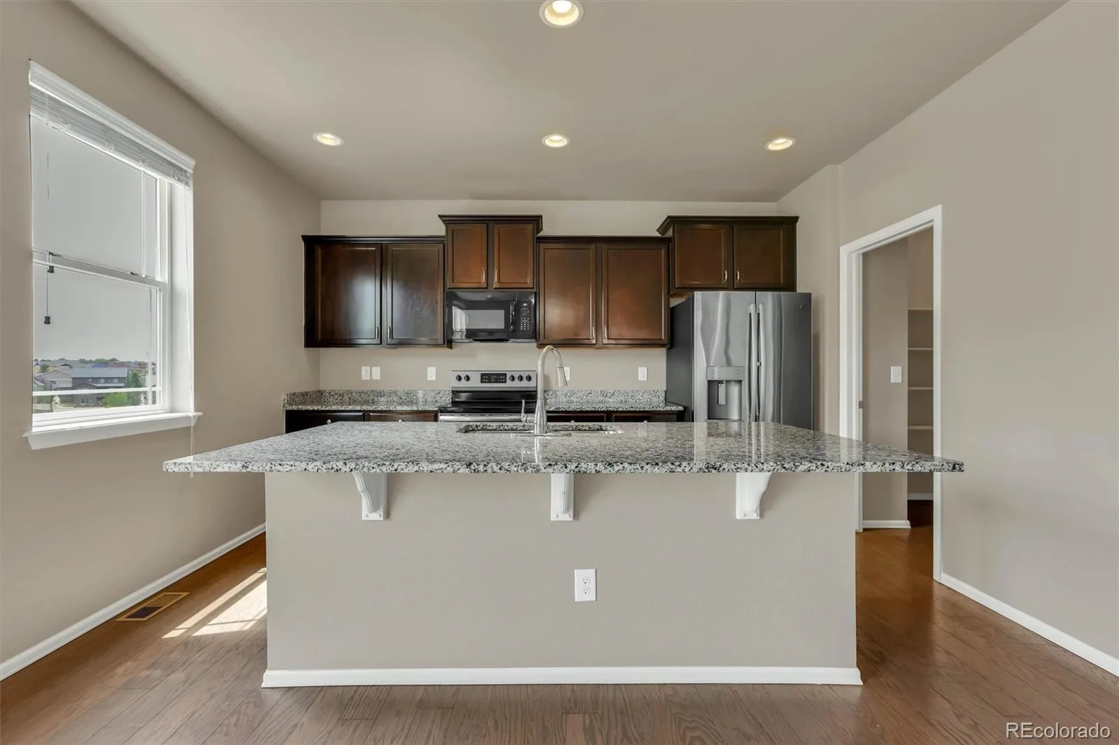 22426 E Layton Circle Aurora CO 80015 | MLS #REC6511993 07312026175449 1600 7