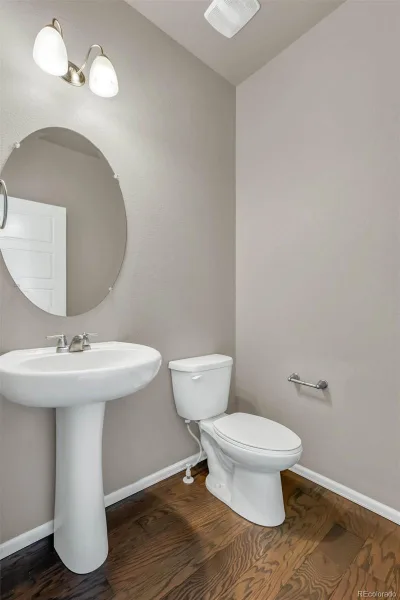 22426 E Layton Circle Aurora CO 80015 | MLS #REC6511993 07312026175449 800 13