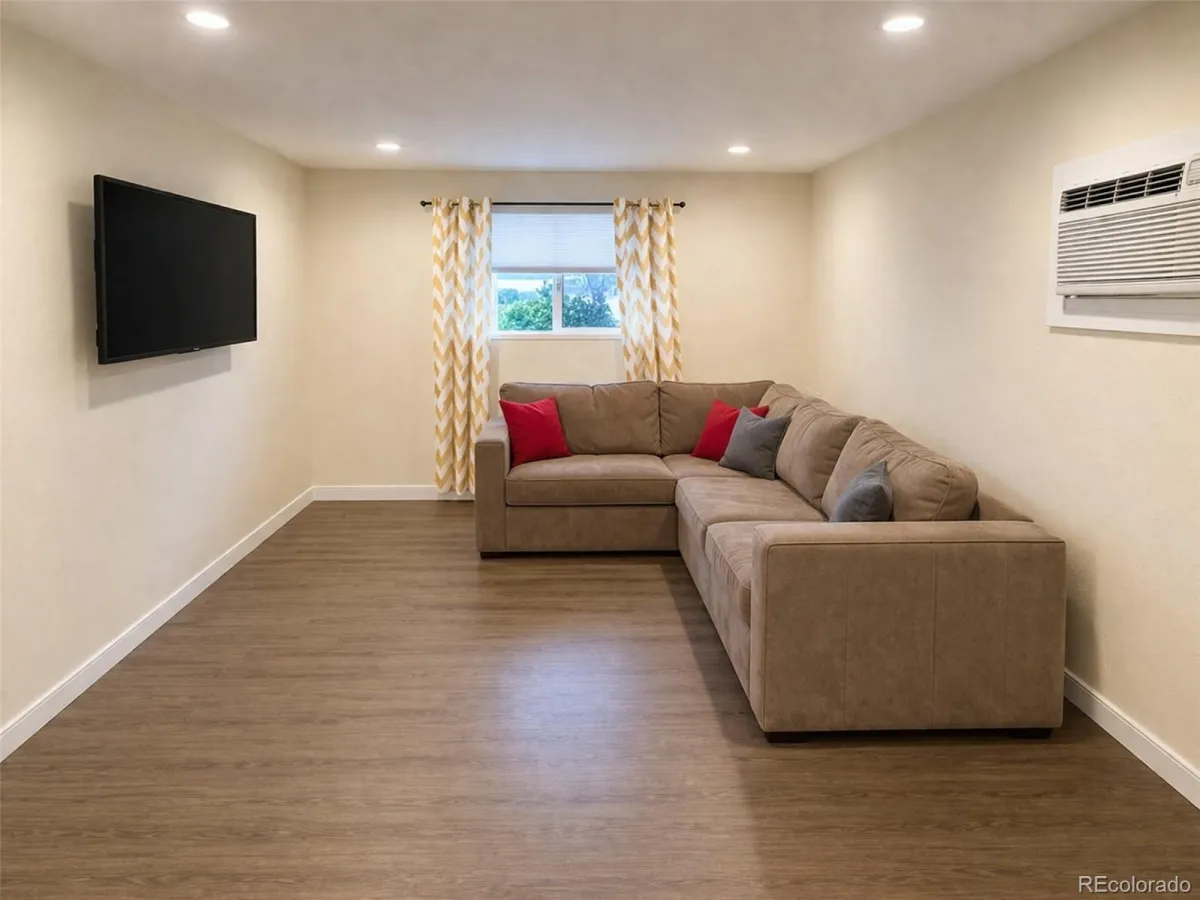16259 W 10th Avenue #E2 Golden CO 80401 MLS #REC6514295 04162026215106 1200 4
