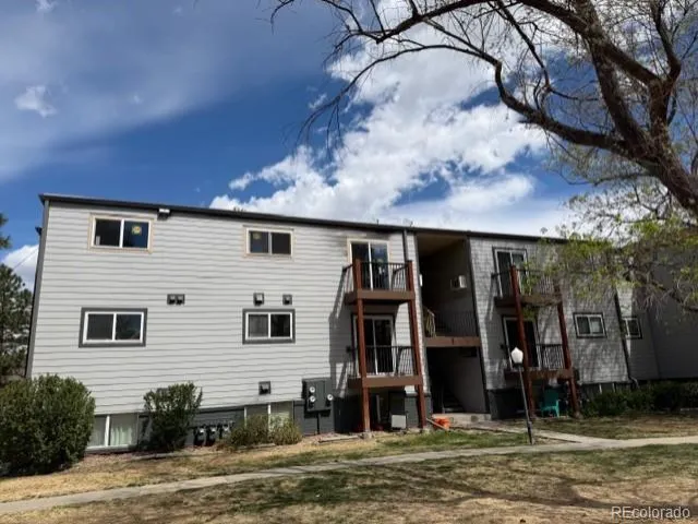 16259 W 10th Avenue #E2 Golden CO 80401 MLS #REC6514295 04162026215106 640 0