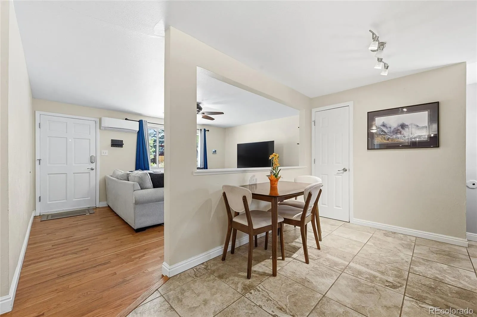 681 S Quari Street Aurora CO 80012 MLS #REC6514336 04212026002924 1600 10