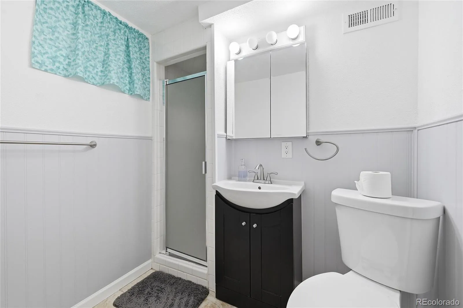 681 S Quari Street Aurora CO 80012 MLS #REC6514336 04212026002924 1600 23
