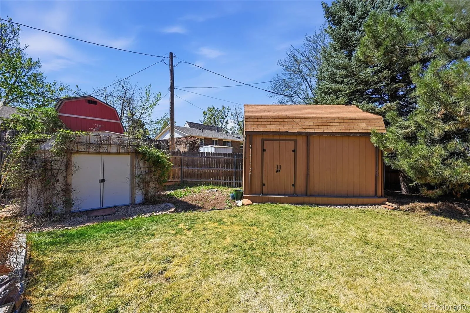 681 S Quari Street Aurora CO 80012 MLS #REC6514336 04212026002924 1600 28