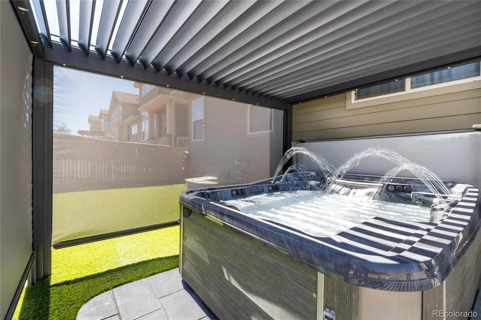 03272026001327 1600 12