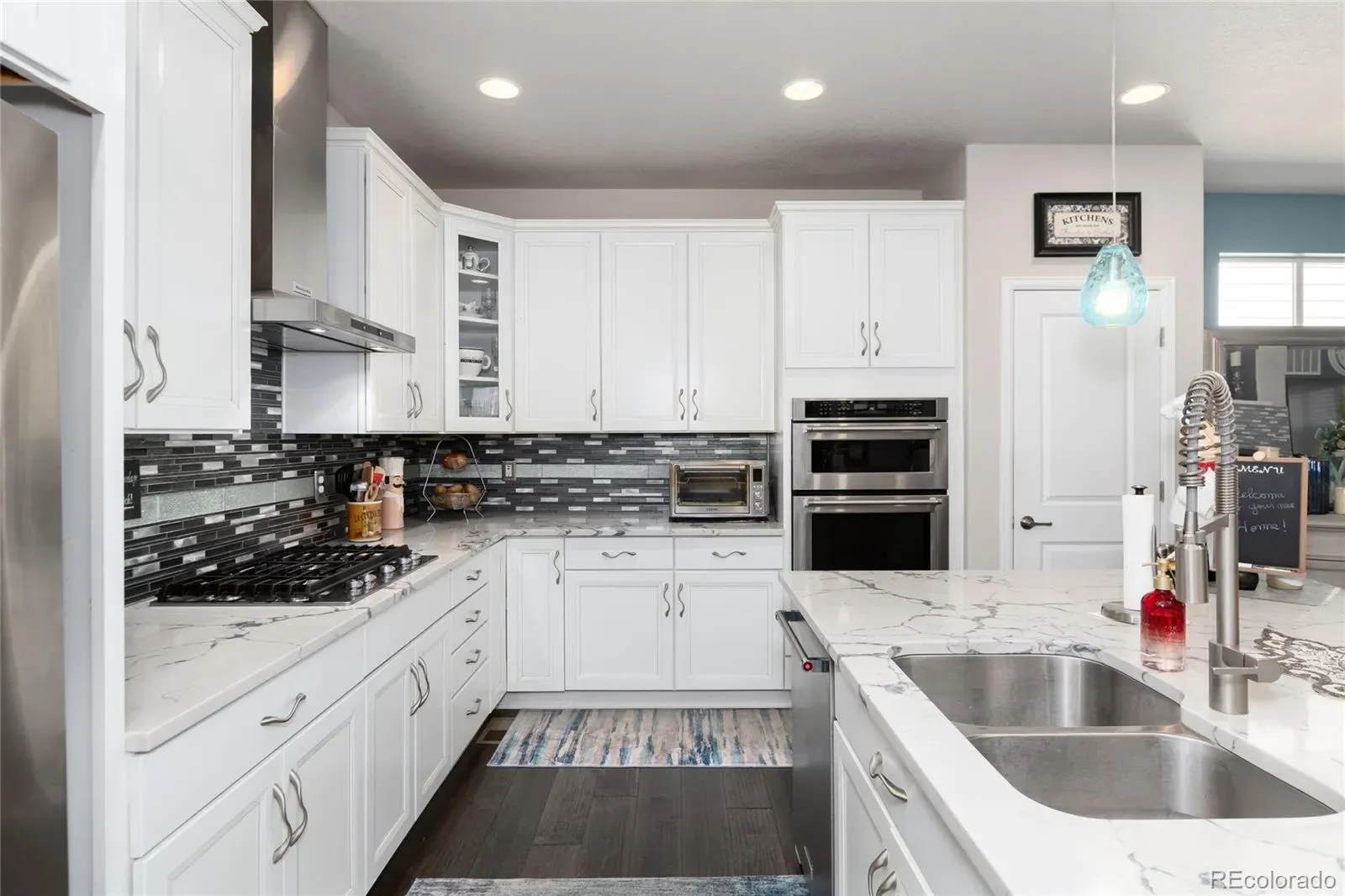 03272026001327 1600 18