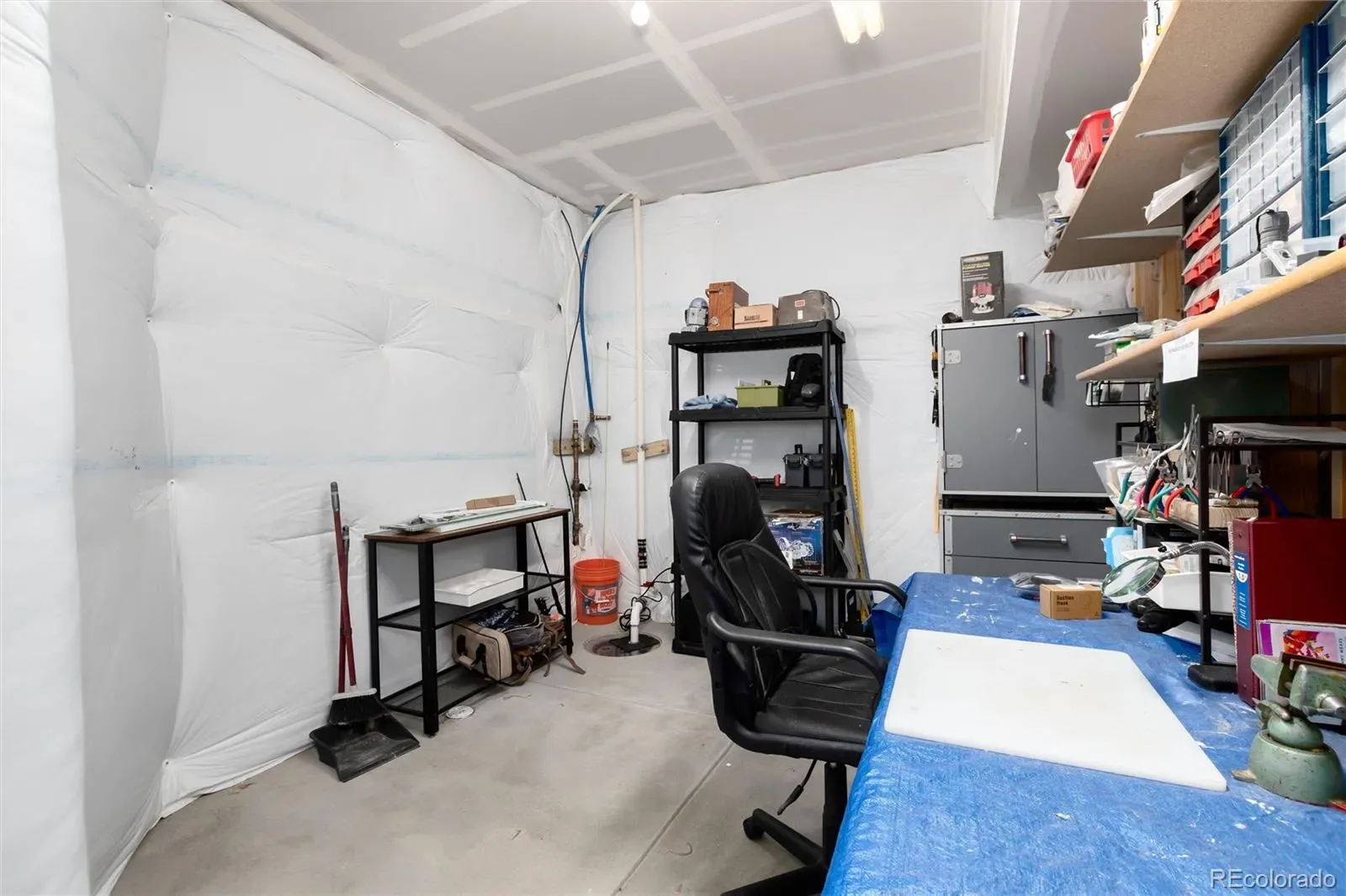 03272026001327 1600 42