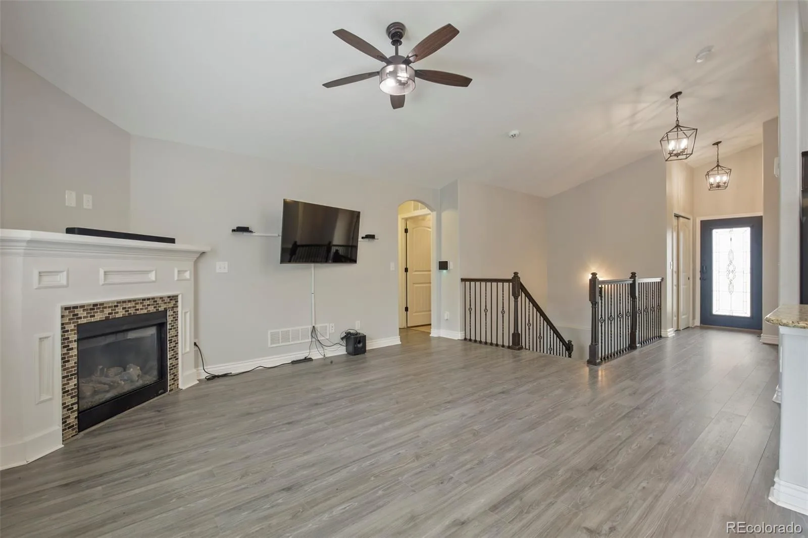 6803 Spruce Street Frederick CO 80530 | MLS #REC6519269 06112026174712 1600 4