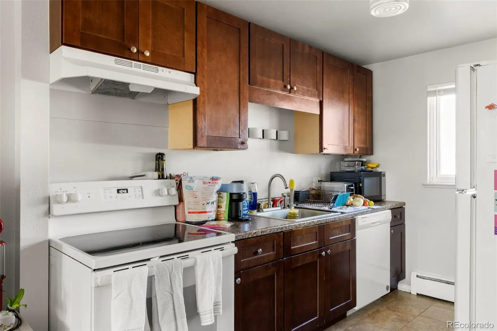 8967 W 54th Place Arvada CO 80002 | MLS #REC6519397 01282026010229 1600 19