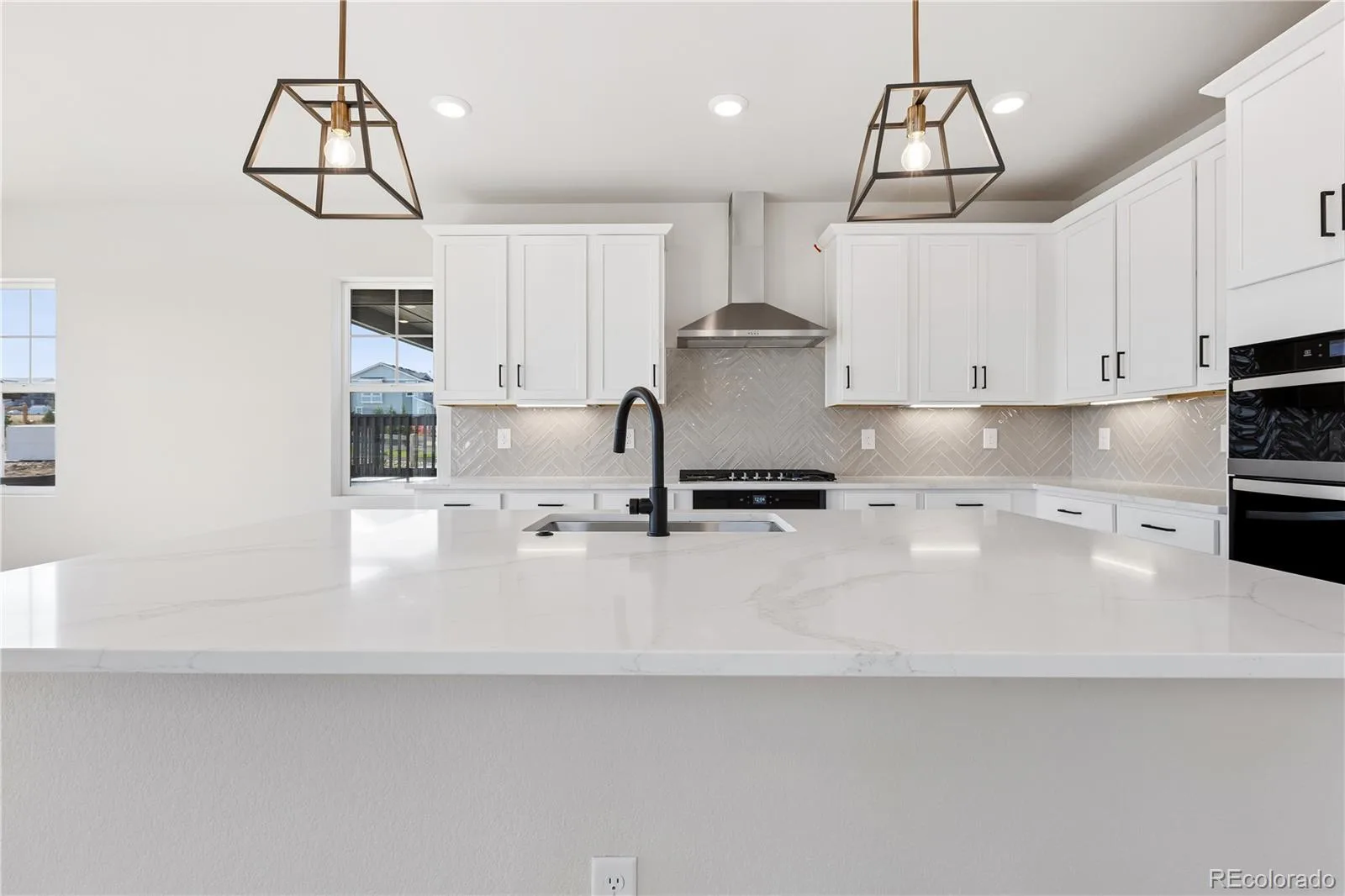 8560 Eckley Street Littleton CO 80125 | MLS #REC6519484 08182026154554 1600 14