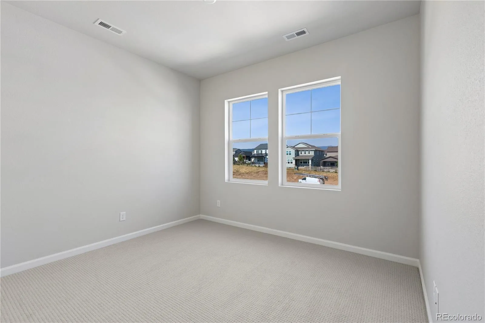8560 Eckley Street Littleton CO 80125 | MLS #REC6519484 08182026154554 1600 26