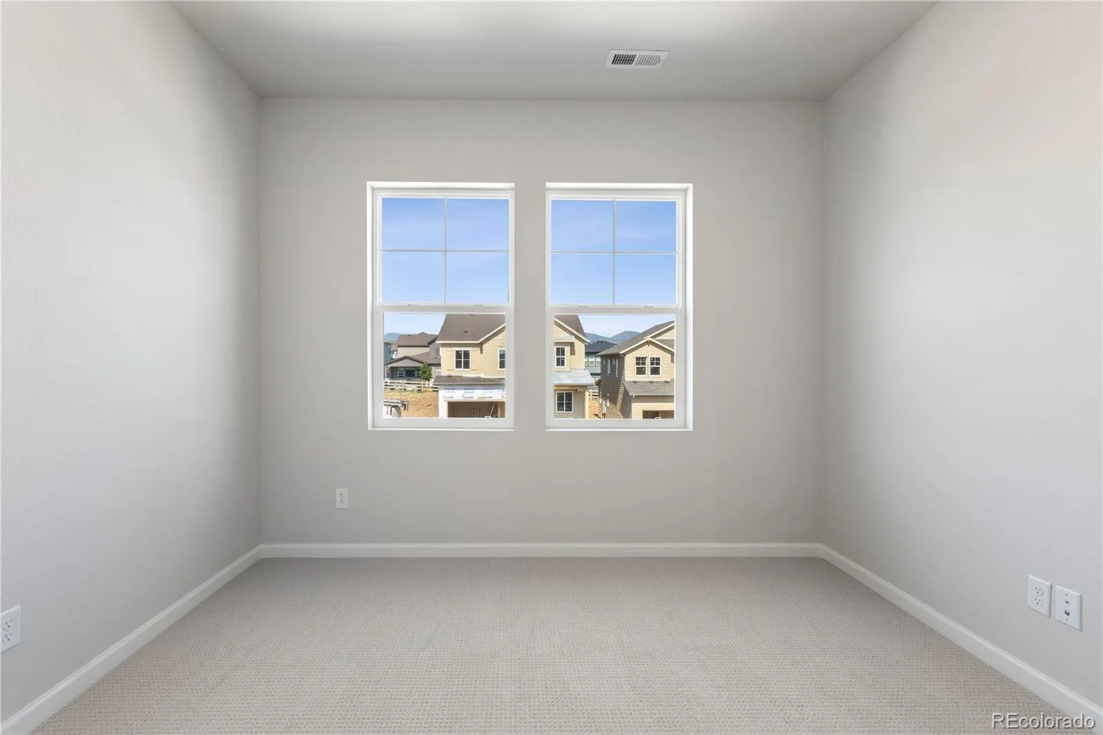 8560 Eckley Street Littleton CO 80125 | MLS #REC6519484 08182026154554 1600 27