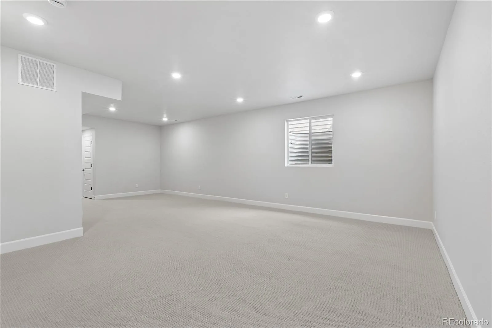 8560 Eckley Street Littleton CO 80125 | MLS #REC6519484 08182026154554 1600 40