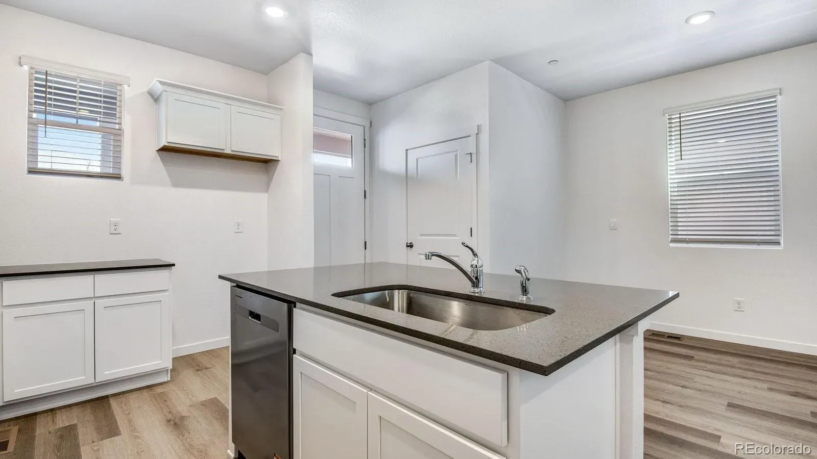 03262026004620 1600 12