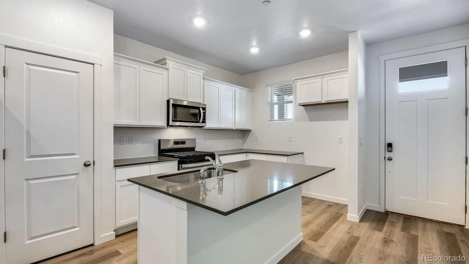 03262026004620 1600 13