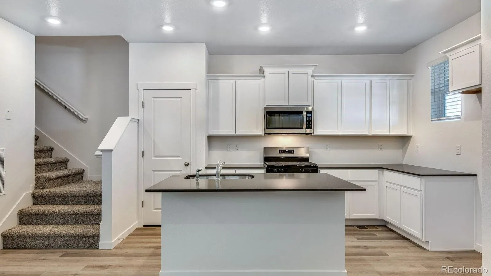 03262026004620 1600 14