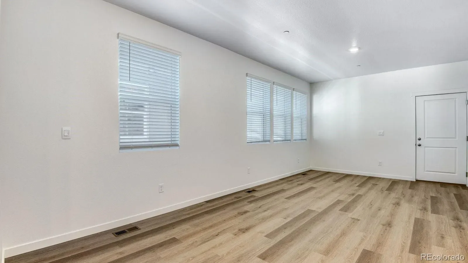 03262026004620 1600 19