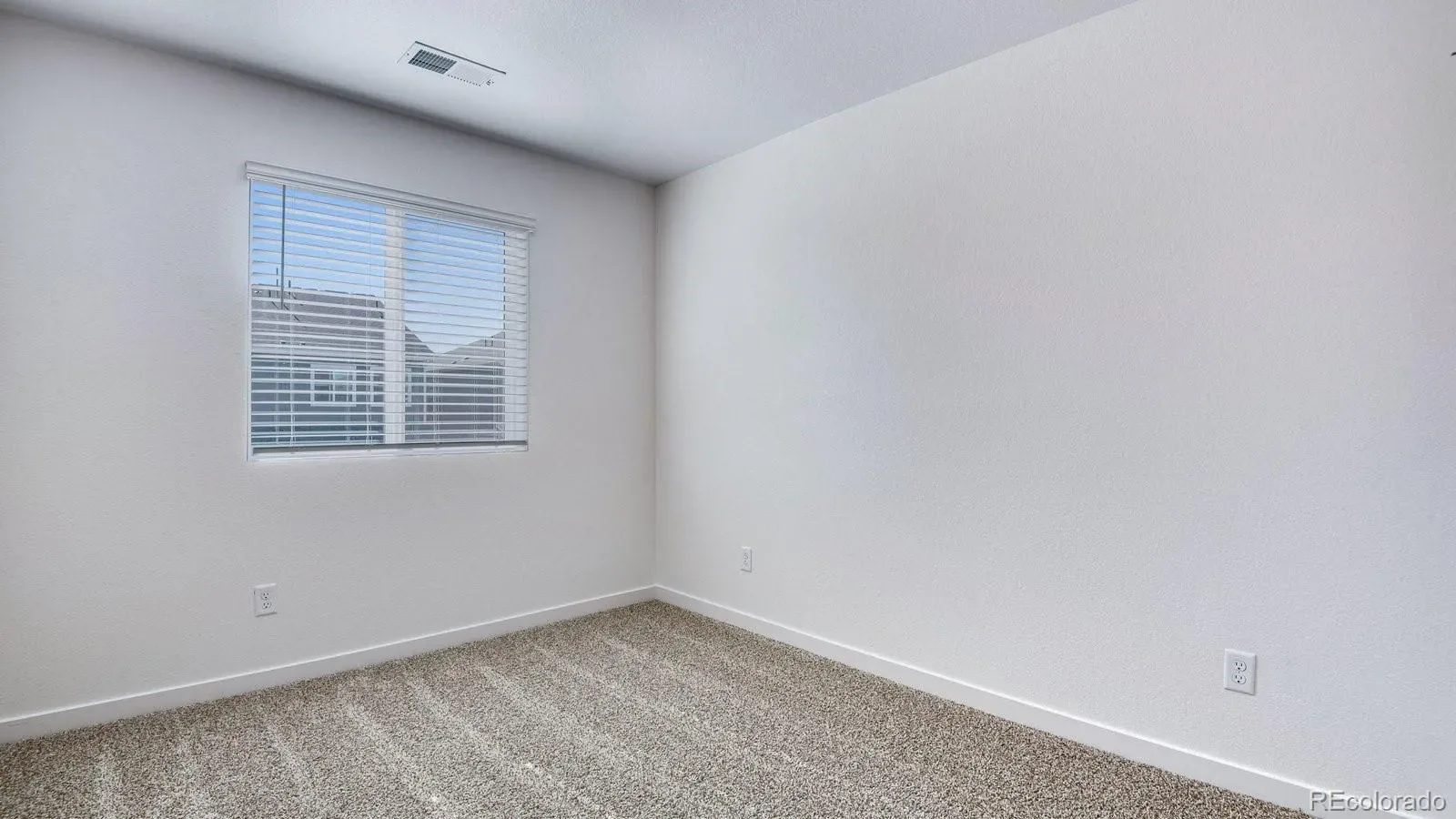 03262026004620 1600 26