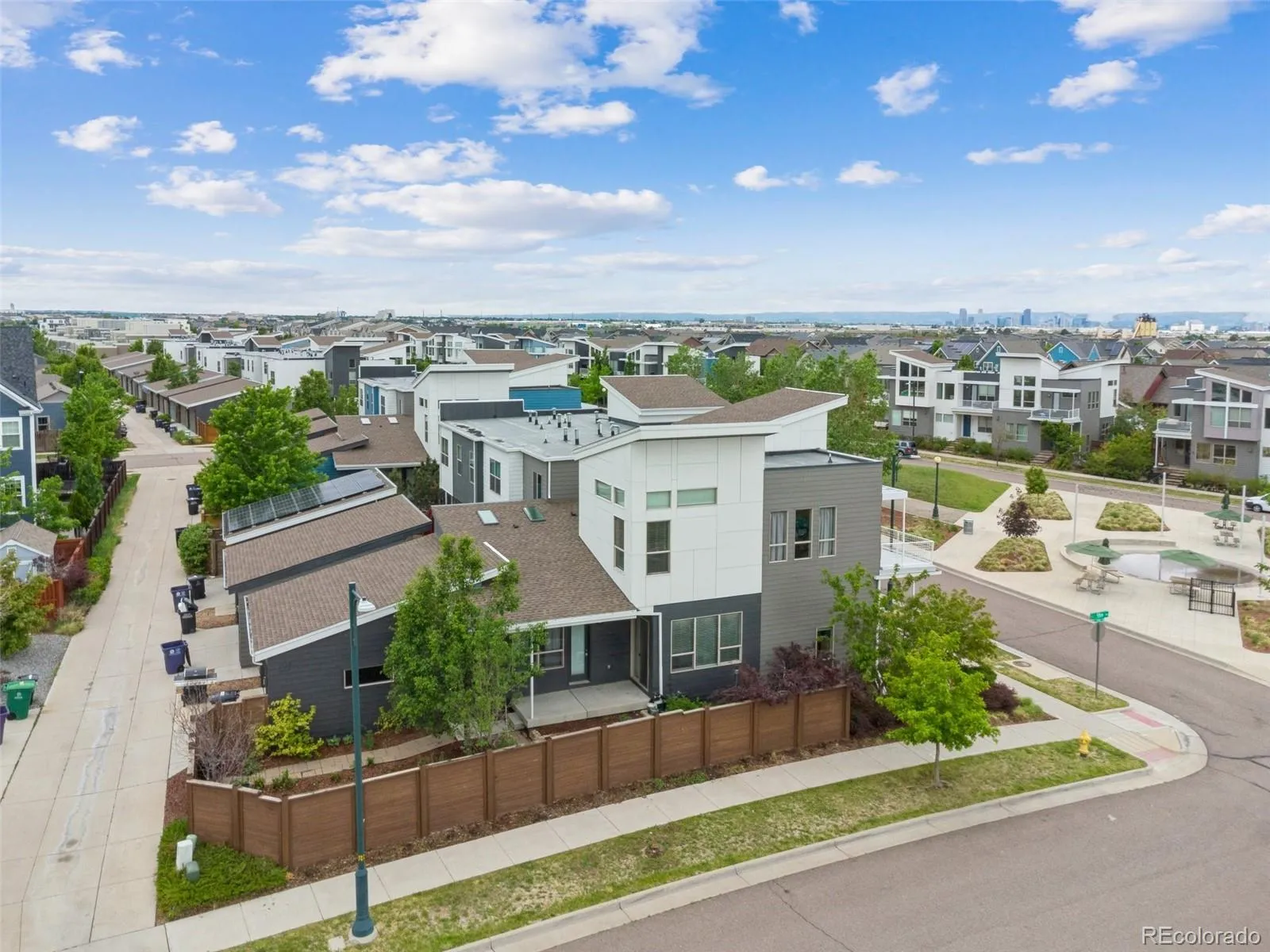 5548 Valentia Court Denver CO 80238 | MLS #REC6519971 05222026221840 1600 34
