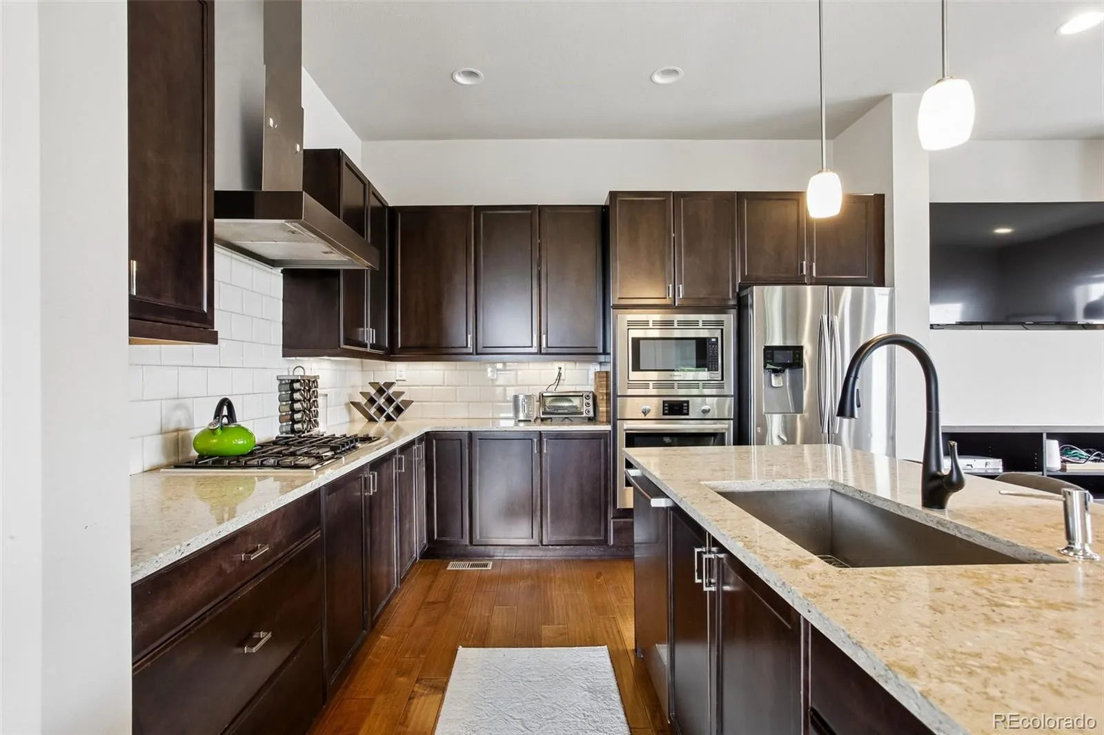 5548 Valentia Court Denver CO 80238 | MLS #REC6519971 05222026221840 1600 8