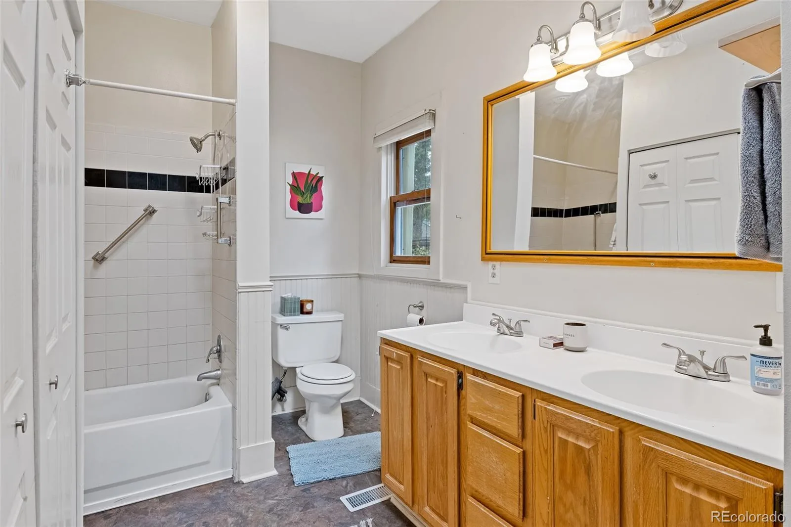 1419 Ford Street Golden CO 80401 | MLS #REC6520969 08132026220015 1600 20