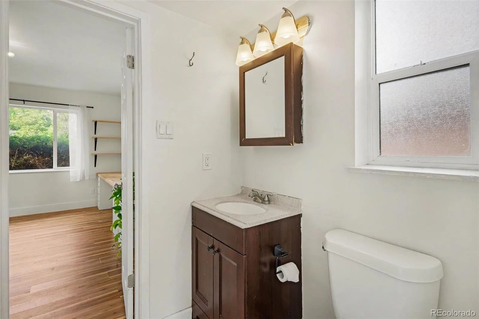 931 Tucson Street Aurora CO 80011 | MLS #REC6521534 10022026172015 1600 19