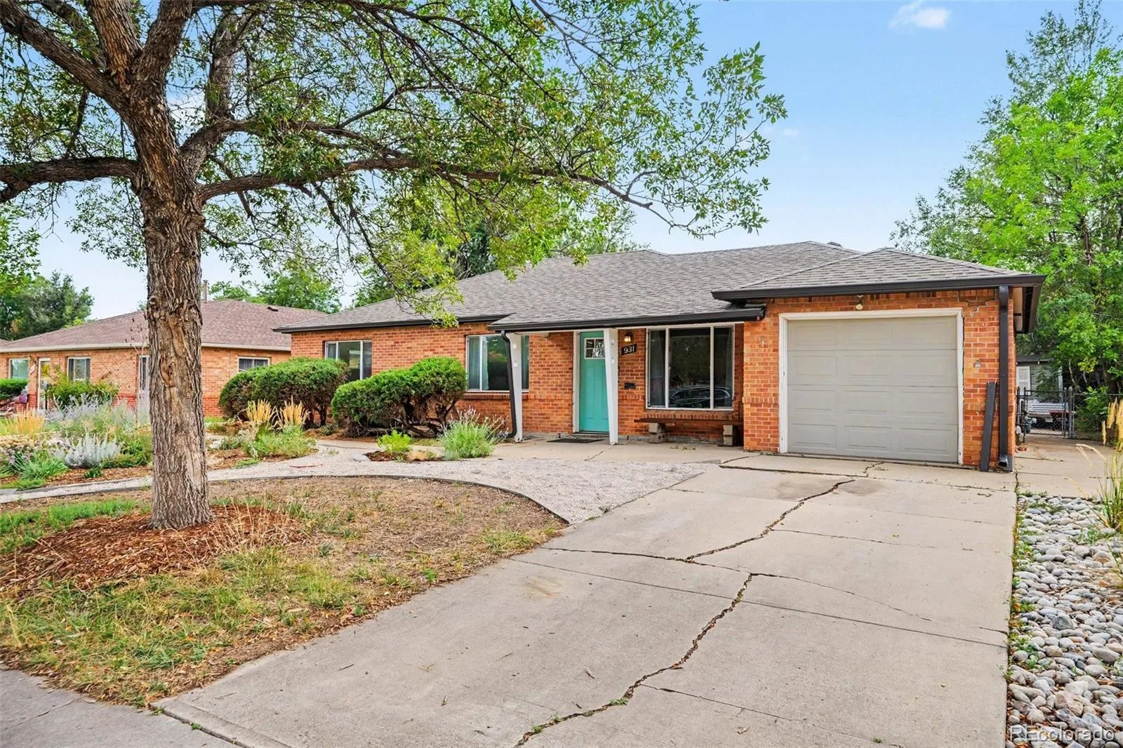 931 Tucson Street Aurora CO 80011 | MLS #REC6521534 10022026172015 1600 2