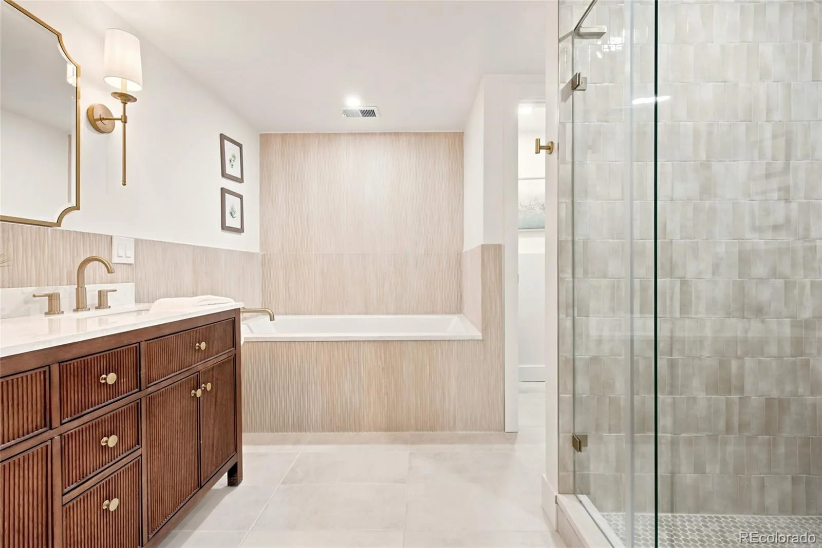 2919 Forest Street Denver CO 80207 MLS #REC6521989 06252026213108 1600 27