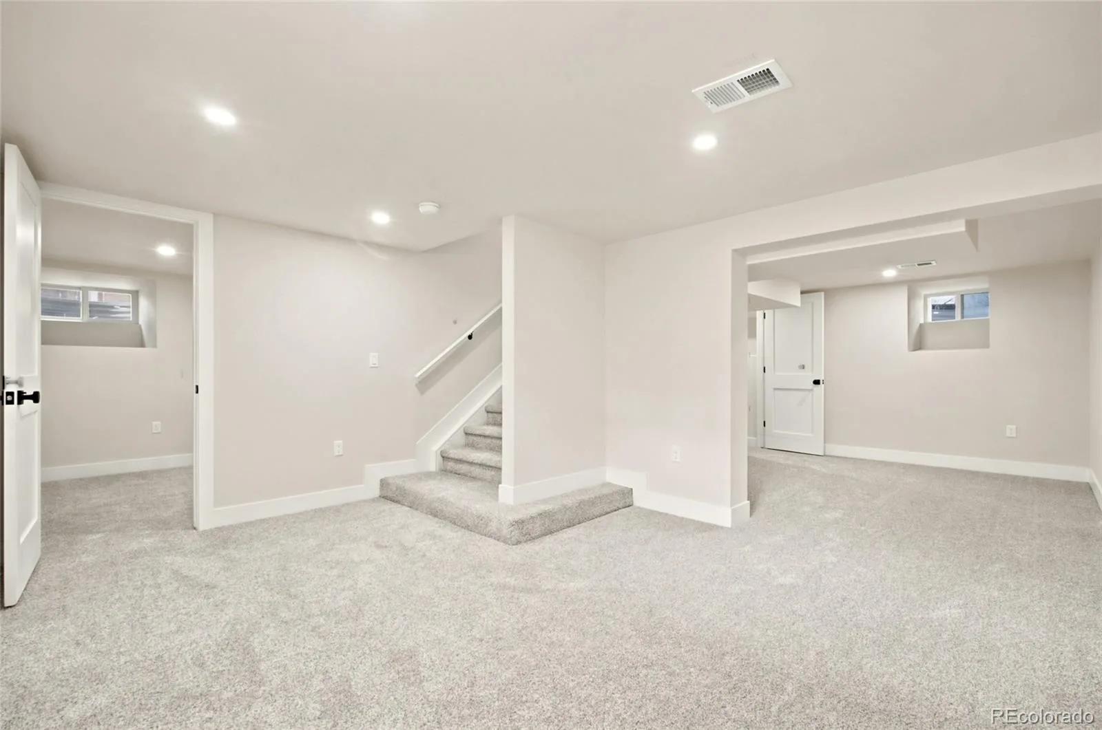 2919 Forest Street Denver CO 80207 MLS #REC6521989 06252026213108 1600 40
