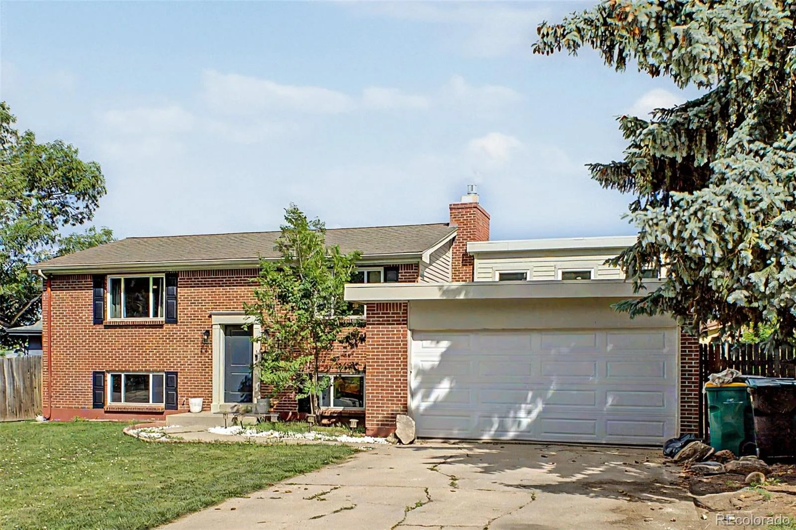 660 S Arbutus Street Lakewood CO 80228 MLS #REC6522345 06172026050443 1600 1