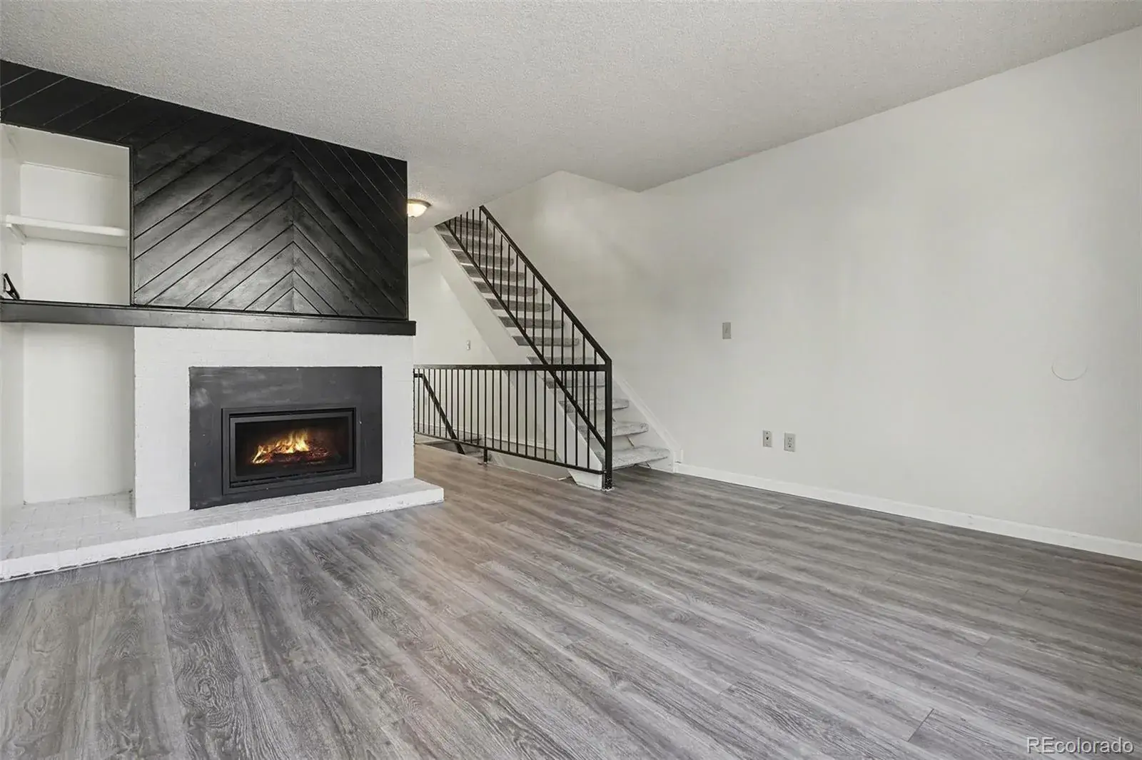 17681 E Loyola Drive #E Aurora CO 80013 MLS #REC6524003 02102026040530 1600 1