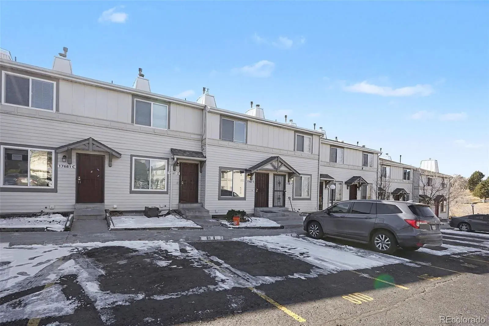 17681 E Loyola Drive #E Aurora CO 80013 MLS #REC6524003 02102026040530 1600 26