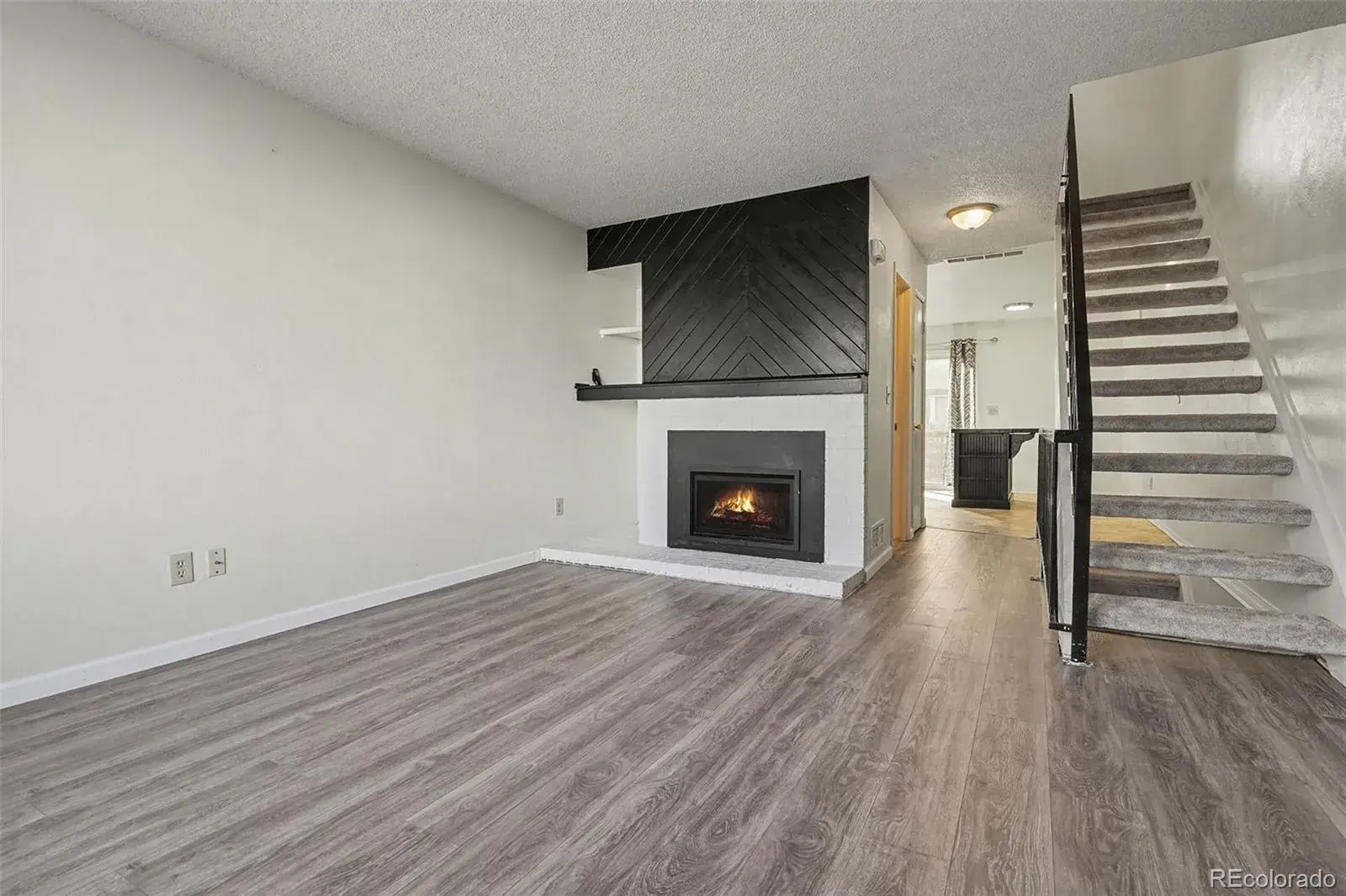 17681 E Loyola Drive #E Aurora CO 80013 MLS #REC6524003 02102026040530 1600 3
